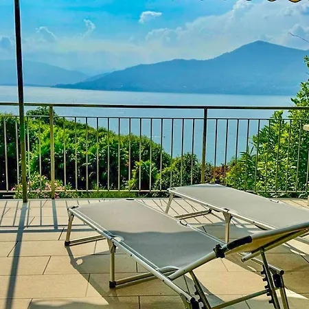Parco Belvedere: Grande Terrazza Vista Lago Appartamento Brezzo